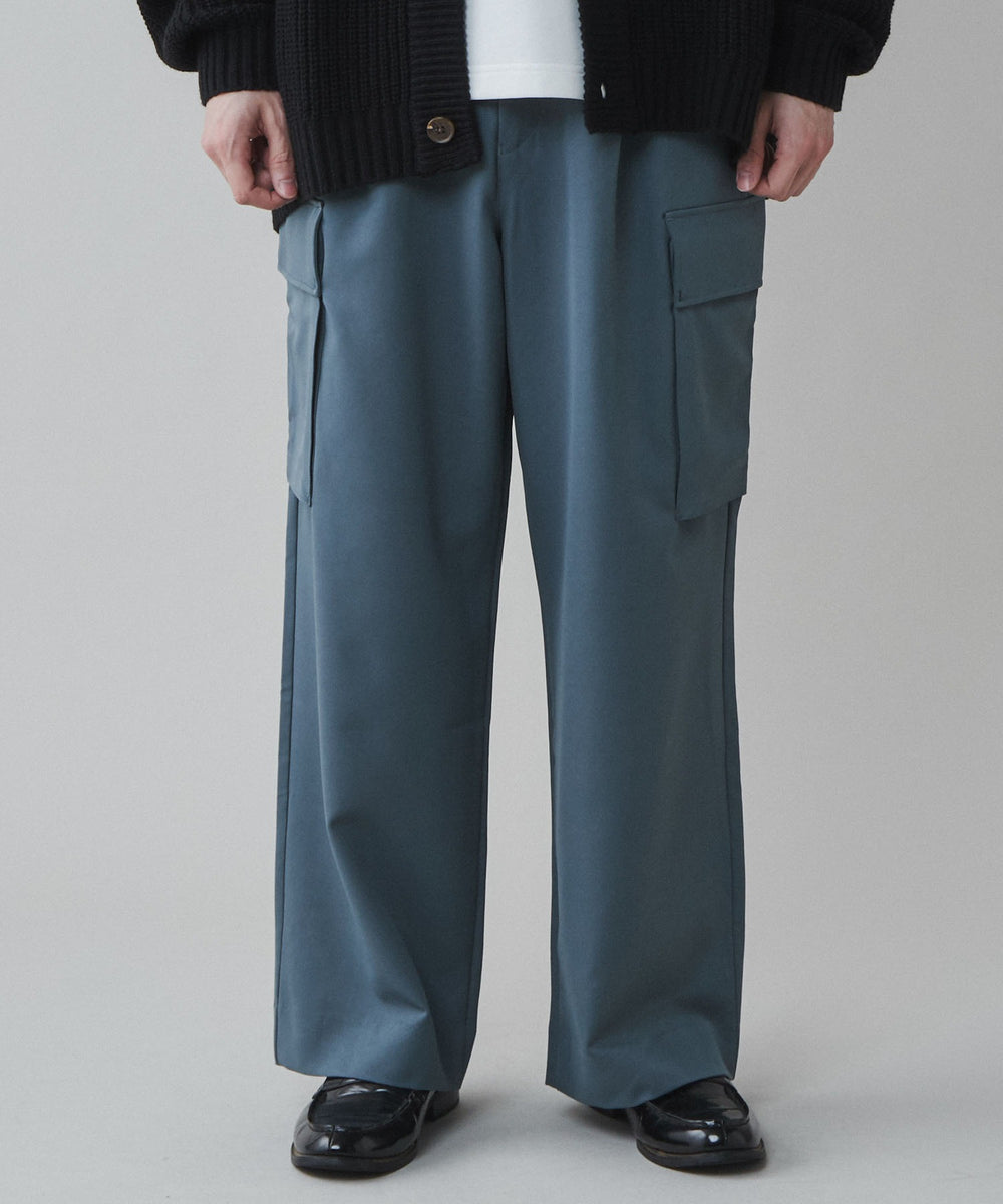 ブルーその他 モデル：180cm L着用