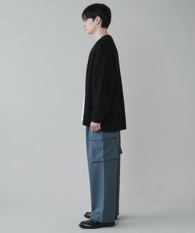 ブルーその他 モデル：180cm L着用