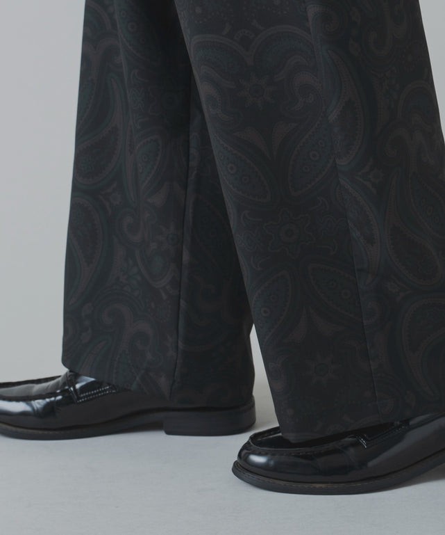 トロミ　総柄ワイドストレートスラックス