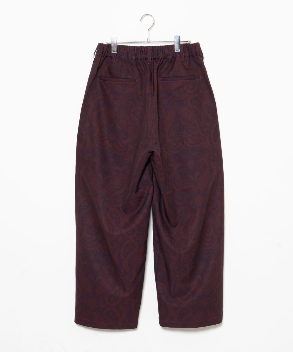 トロミ　総柄ワイドストレートスラックス