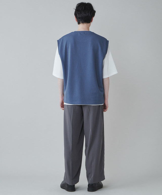 ブルーその他 モデル：180cm L着用