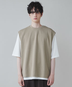 ベージュその他 モデル：180cm L着用