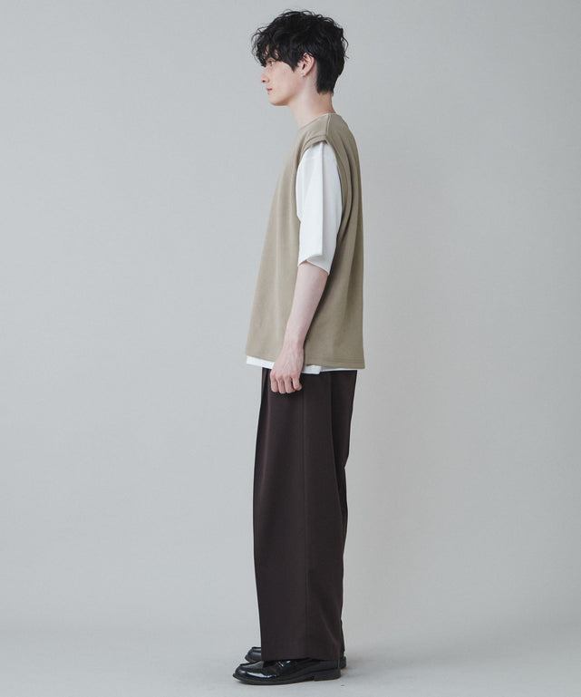 ベージュその他 モデル：180cm L着用