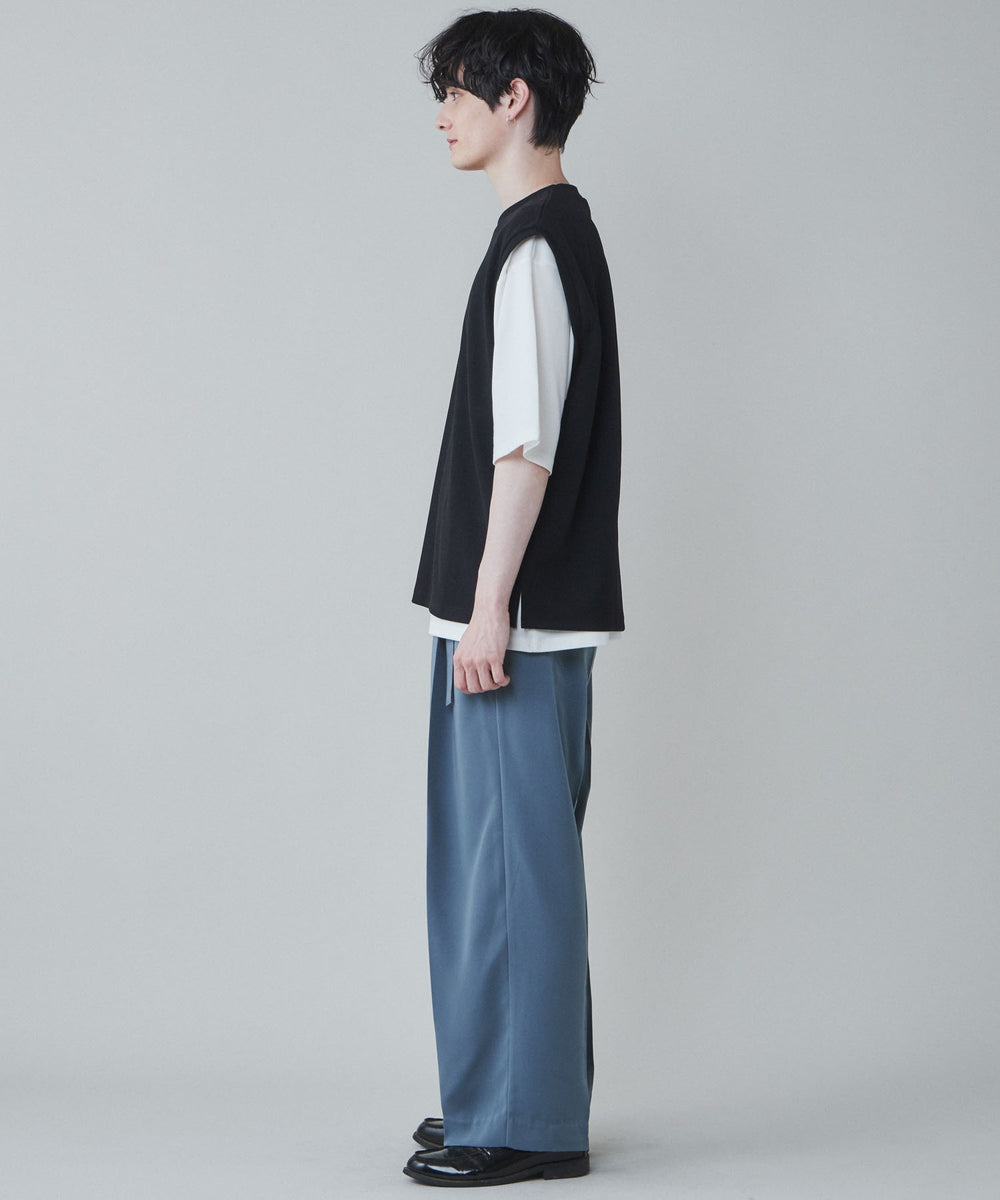 ブラック モデル：180cm L着用