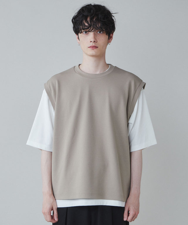 ベージュ モデル：180cm L着用