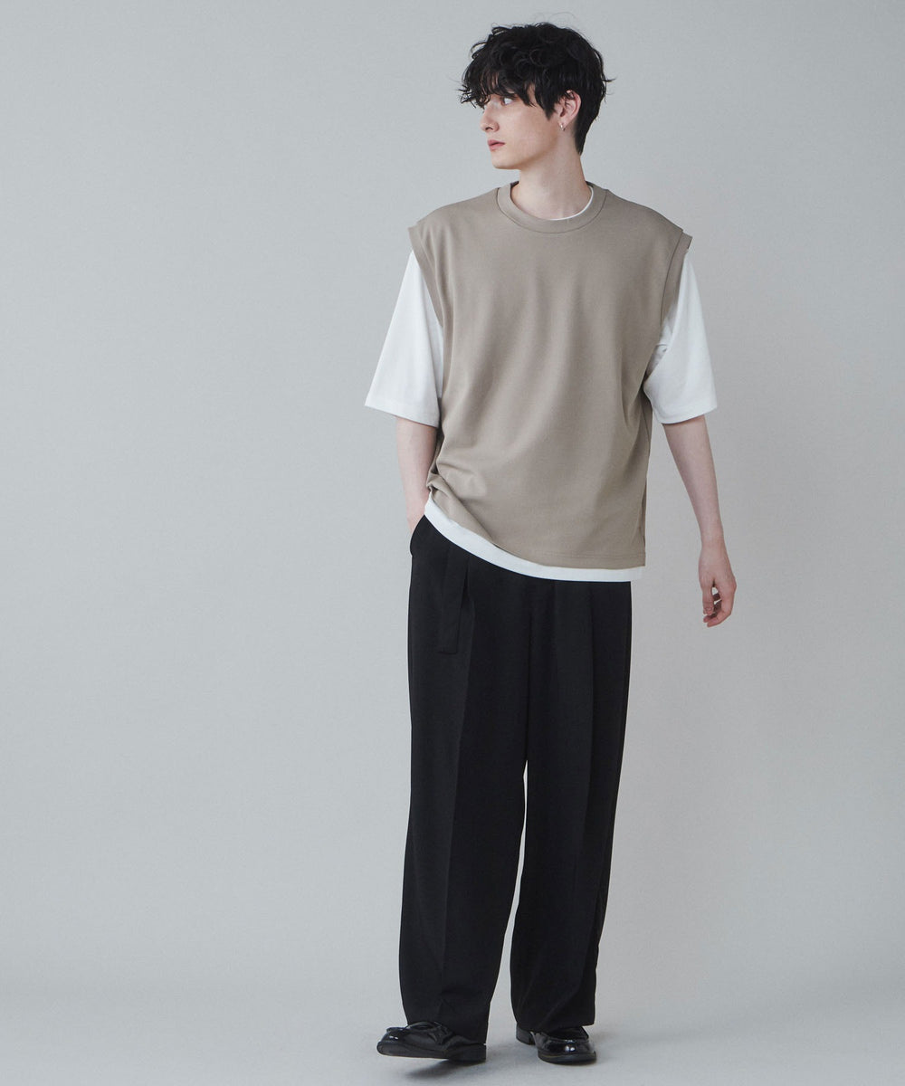 ベージュ モデル：180cm L着用