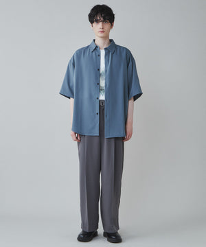 ブルーその他 モデル：180cm L着用