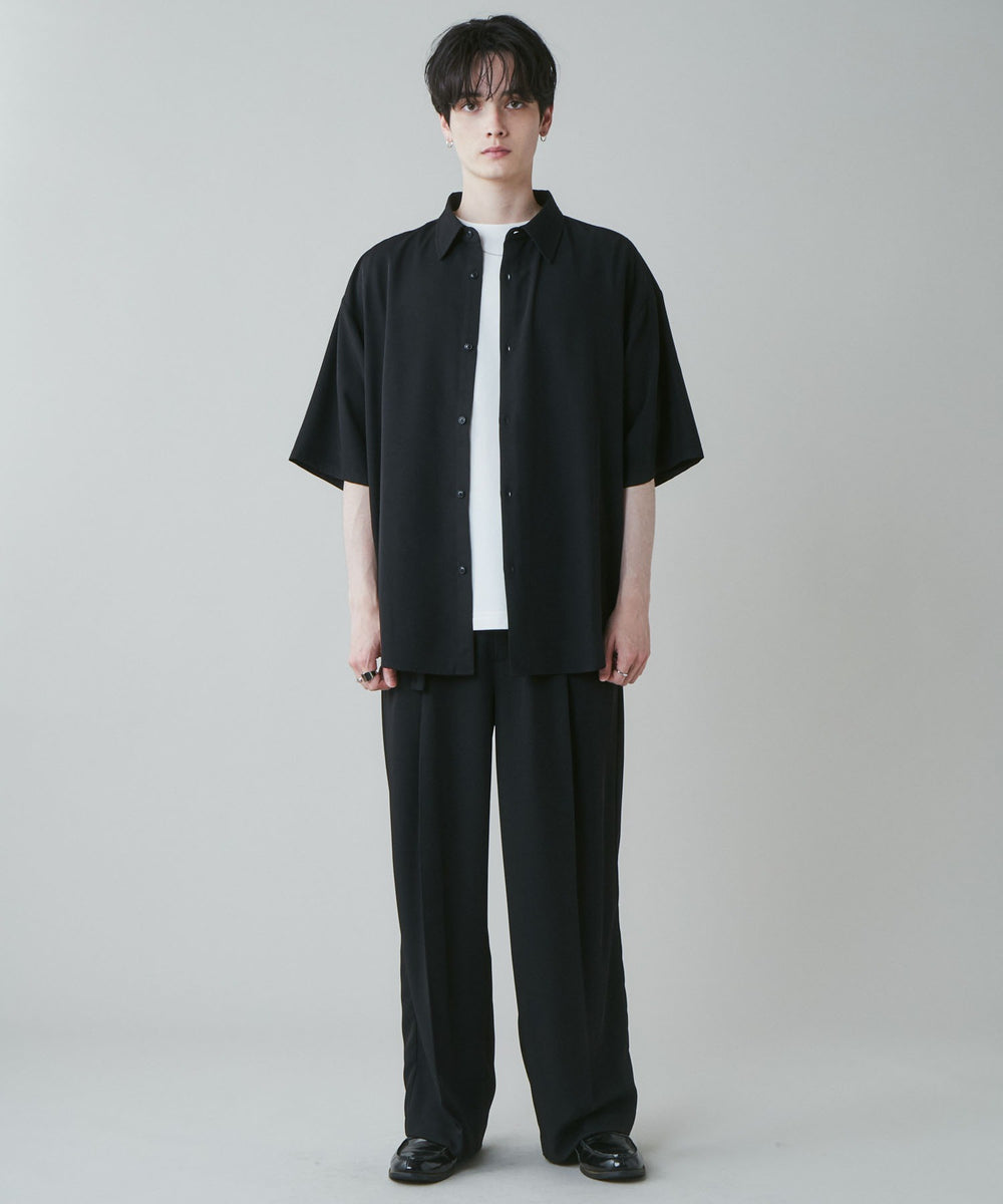 ブラック モデル：180cm L着用