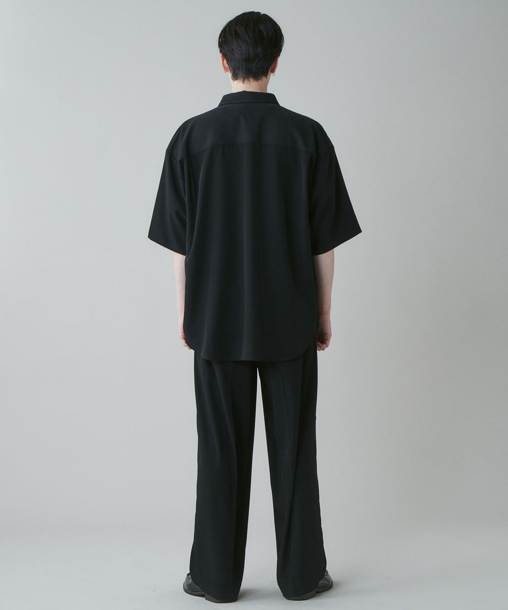 ブラック モデル：180cm L着用