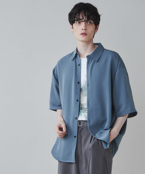 ブルーその他 モデル：180cm L着用