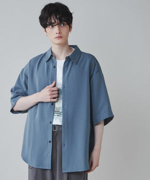 ブルーその他 モデル：180cm L着用