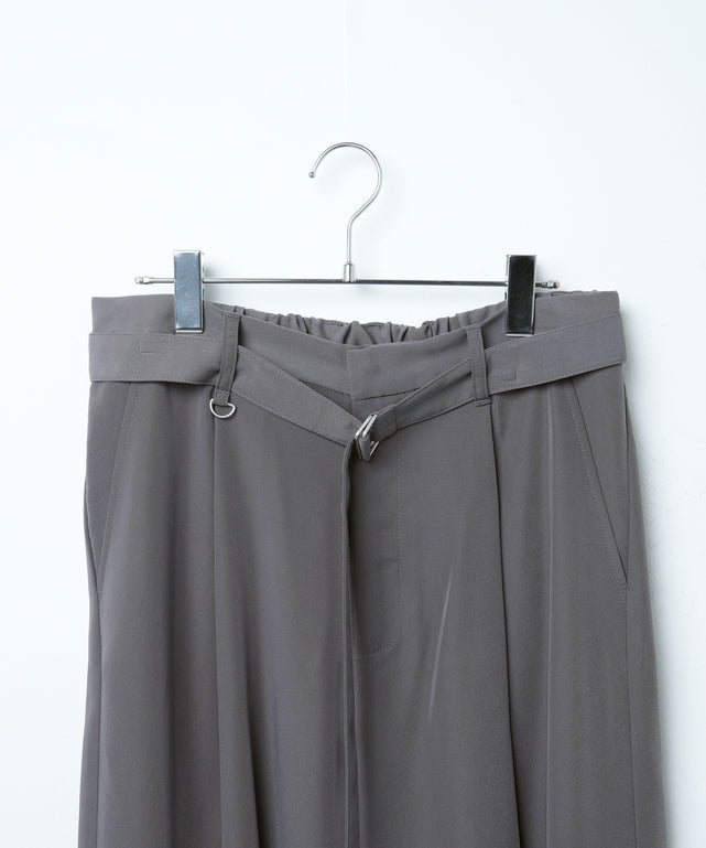 トロミベルト付きワイドスラックス