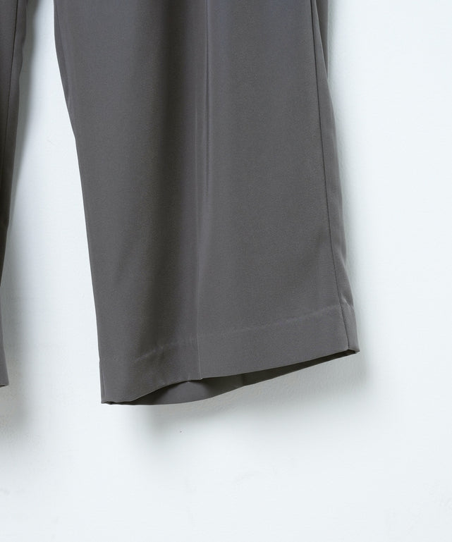 トロミベルト付きワイドスラックス