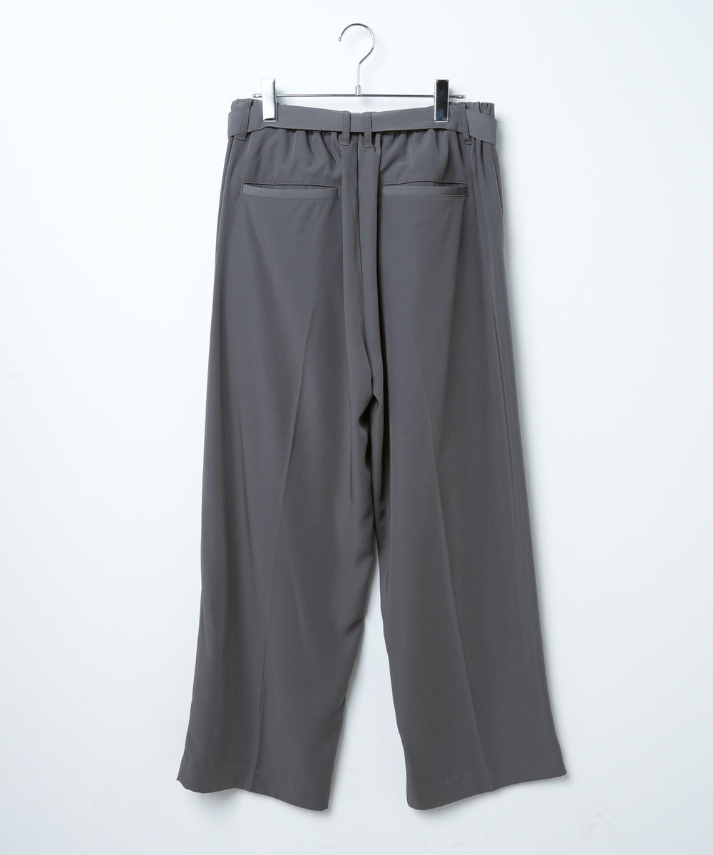 トロミベルト付きワイドスラックス