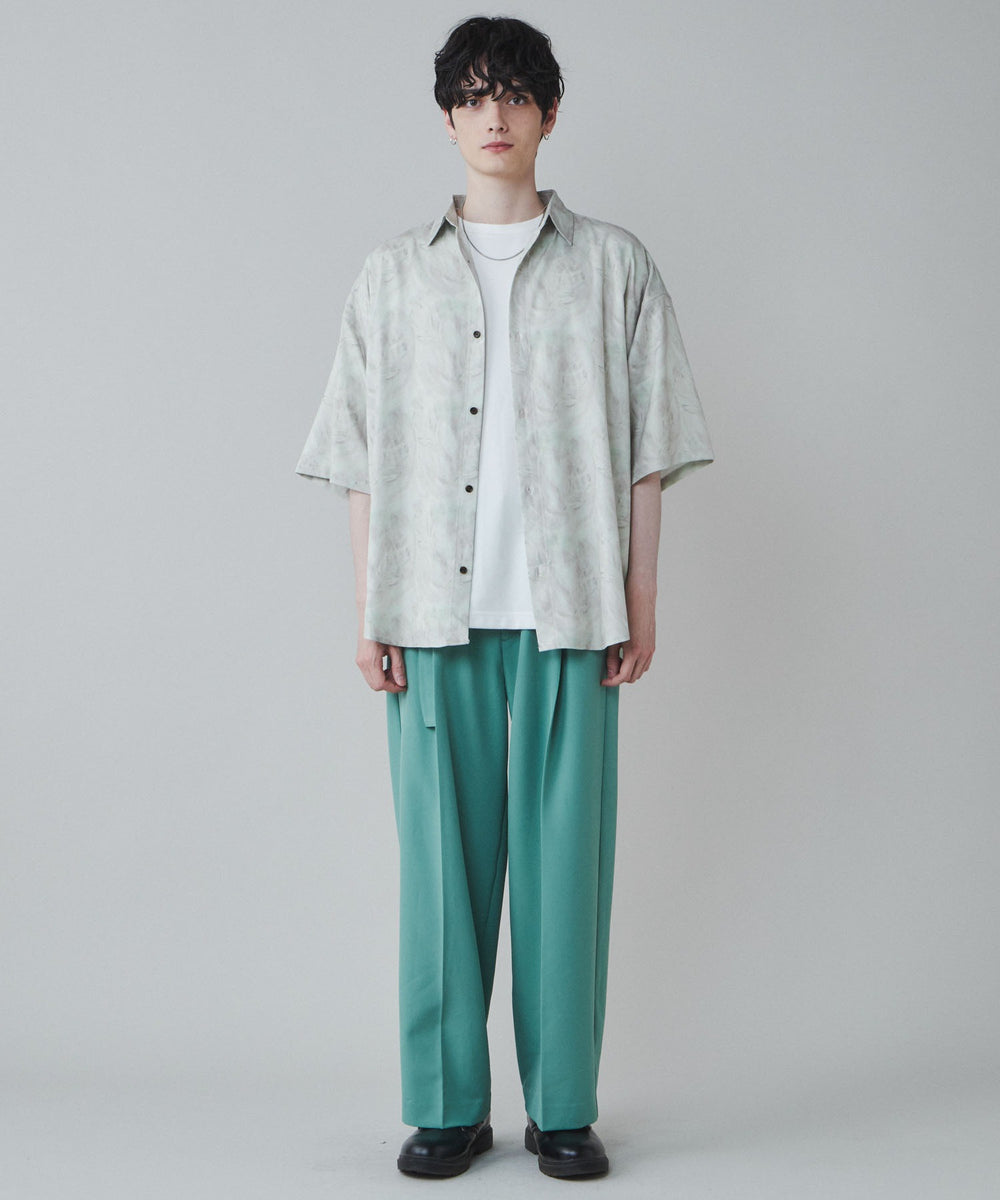 柄9 モデル：180cm L着用