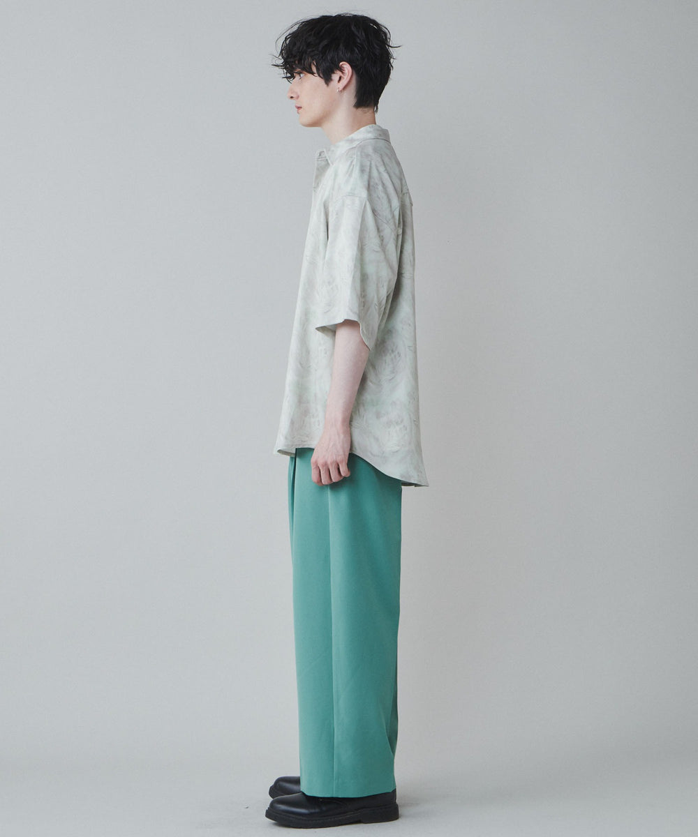 柄9 モデル：180cm L着用