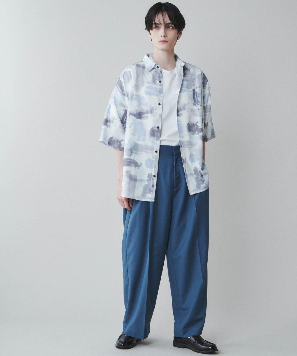 ブルー モデル:180cm L着用