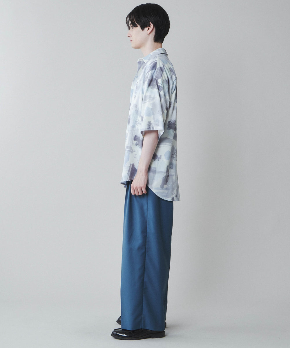 ブルー モデル:180cm L着用