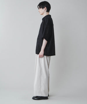 ホワイトアイボリー モデル:180cm L着用