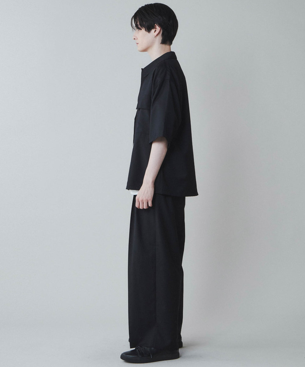 ブラック モデル:180cm L着用