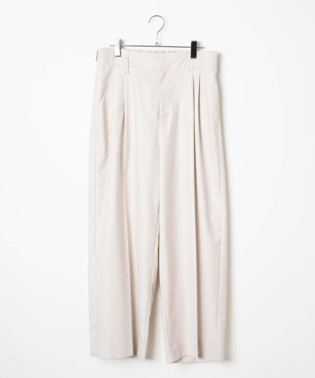 ホワイトアイボリー