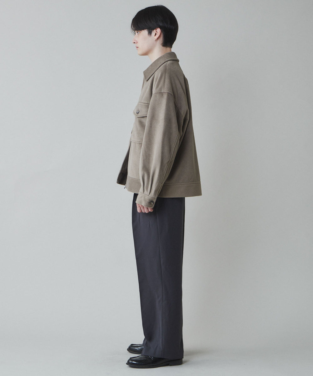 ベージュ モデル：180cm L着用