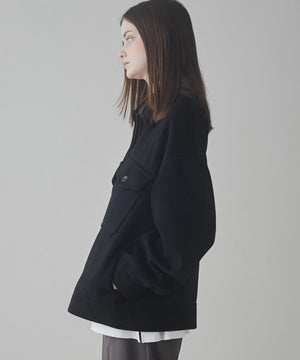 ブラック モデル：173cm L着用