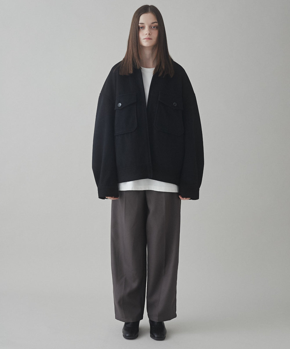 ブラック モデル：173cm L着用