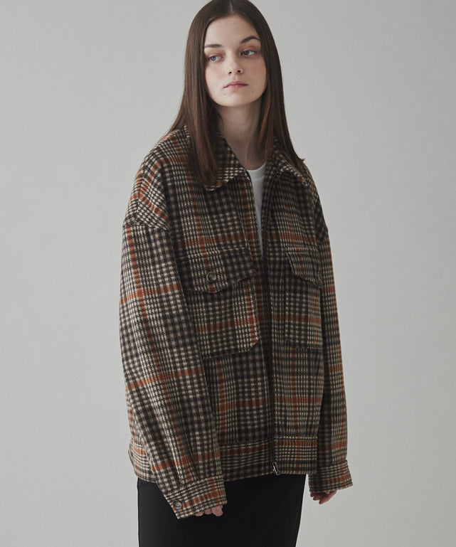 柄1 モデル：173cm L着用