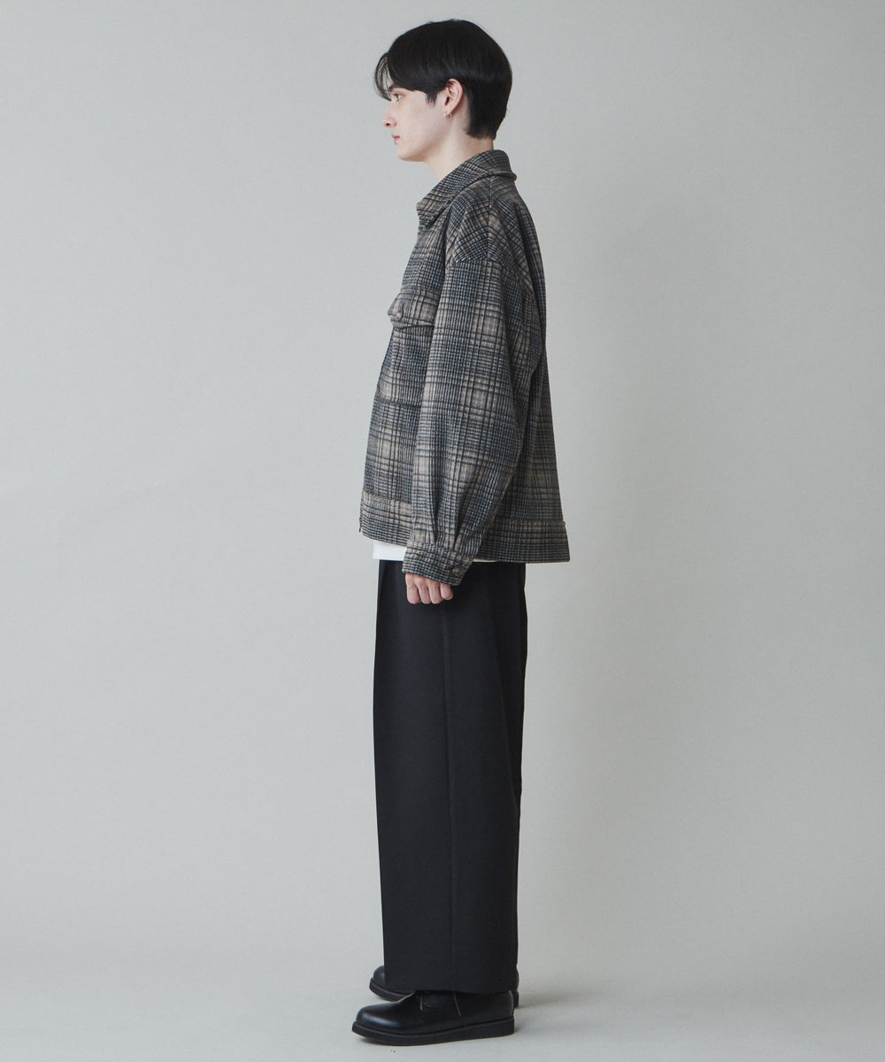 柄2 モデル：180cm L着用