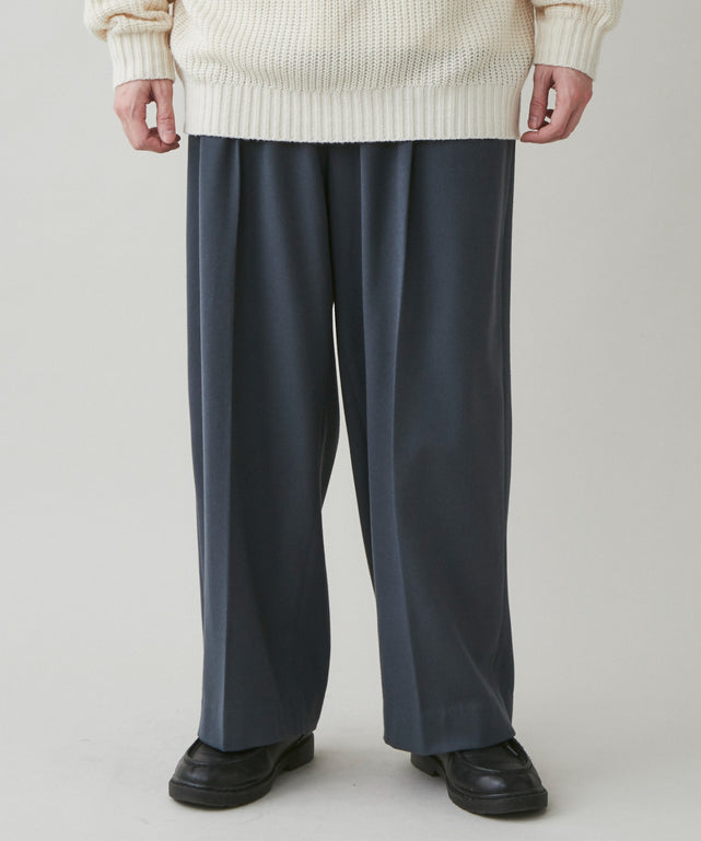 ブルーその他 モデル：180cm L着用