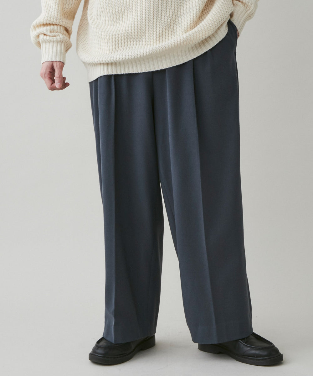 ブルーその他 モデル：180cm L着用