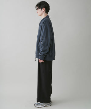 ブラック モデル：180cm L着用