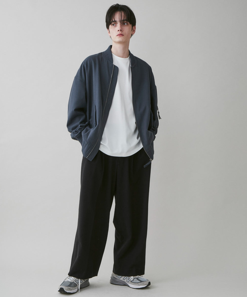 ブラック モデル：180cm L着用