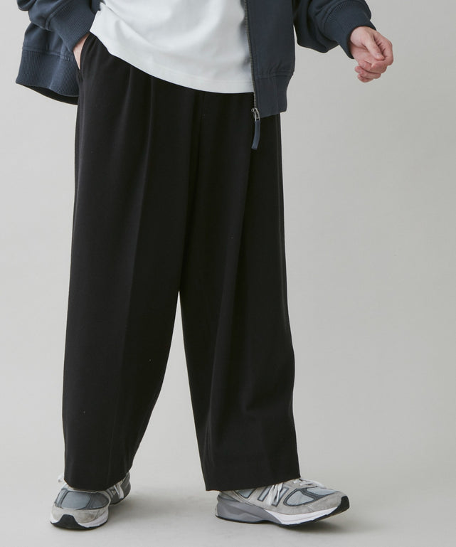 ブラック モデル：180cm L着用