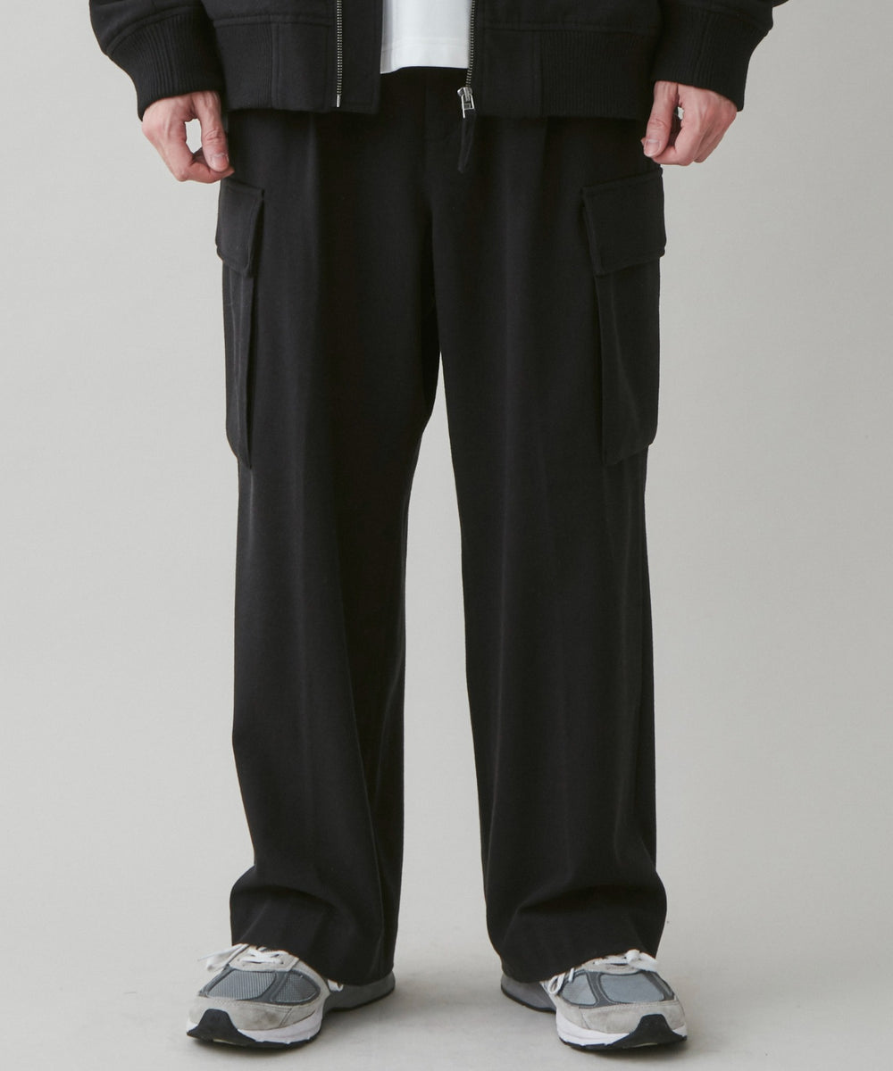 ブラック モデル：180cm L着用