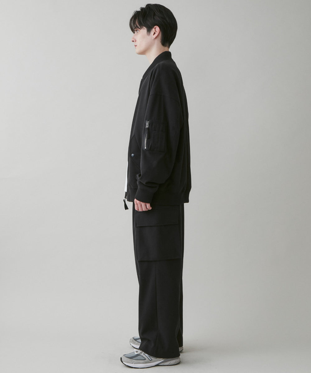 ブラック モデル：180cm L着用