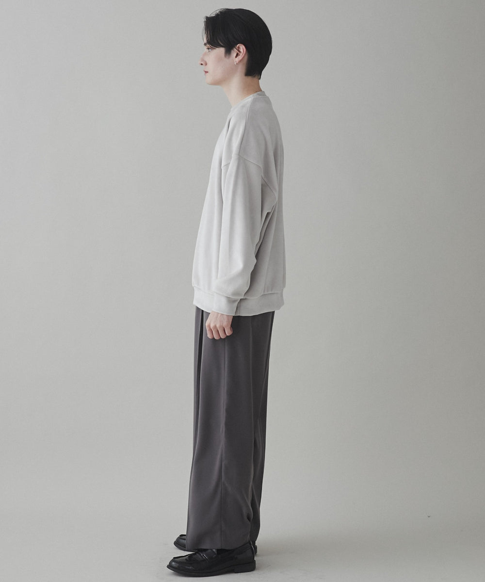 Lグレー モデル：180cm L着用