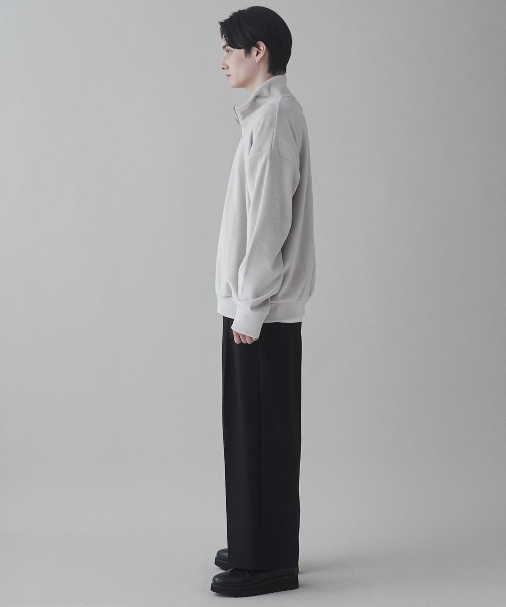 Lグレー モデル：180cm L着用