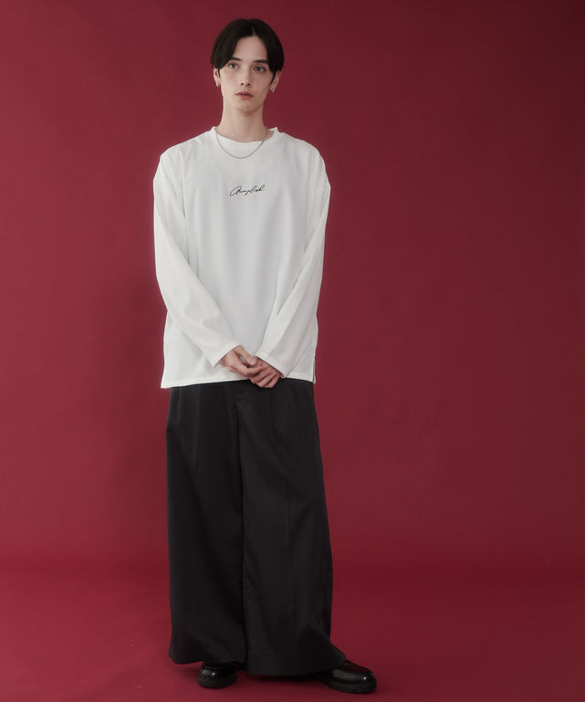 ホワイト モデル：180cm L着用