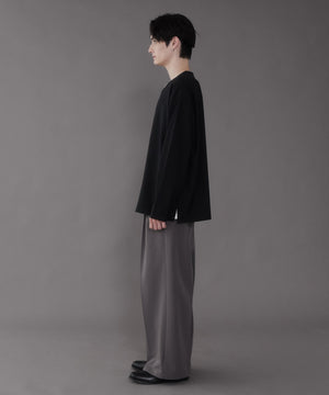 ブラック モデル：180cm L着用