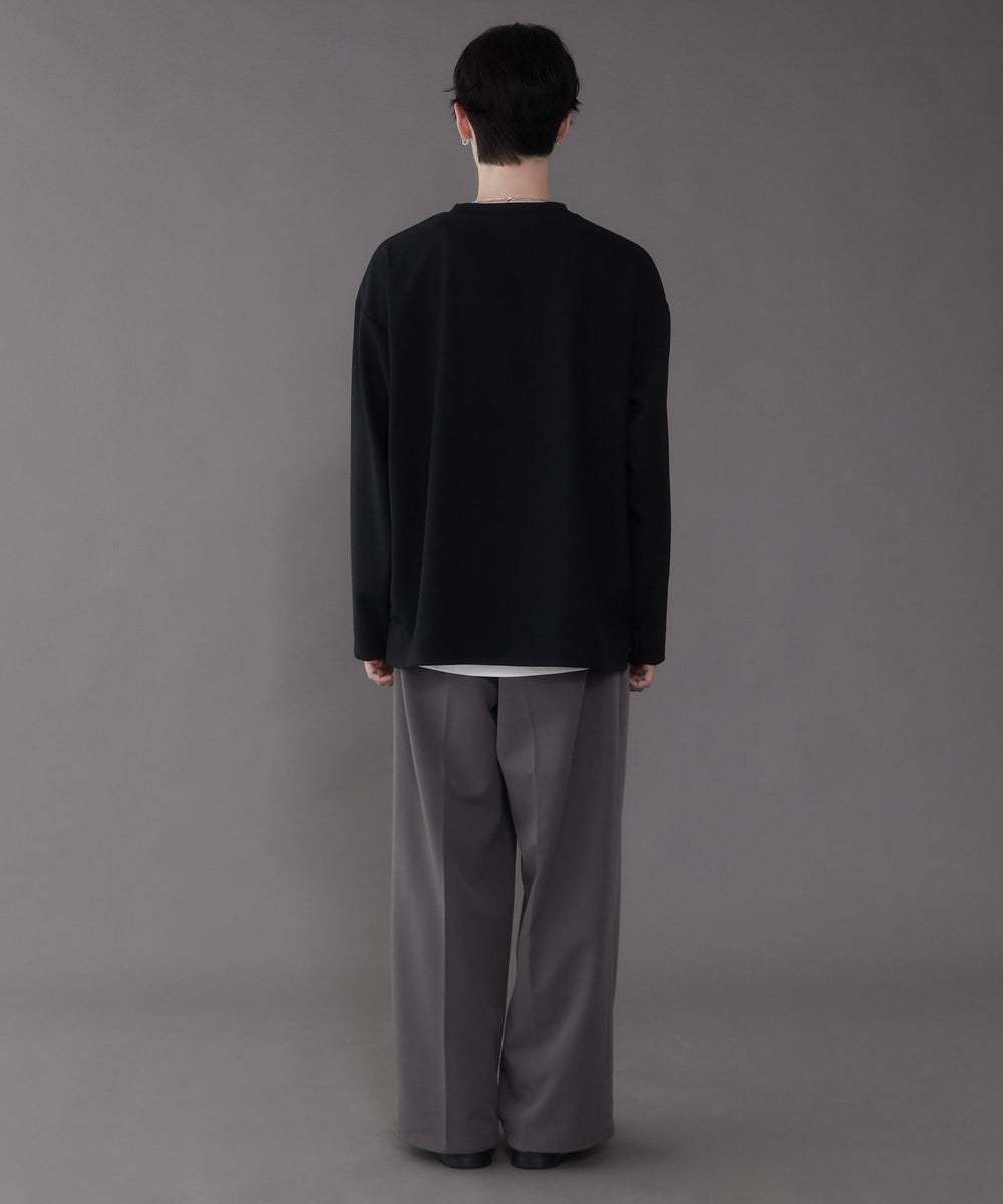 ブラック モデル：180cm L着用