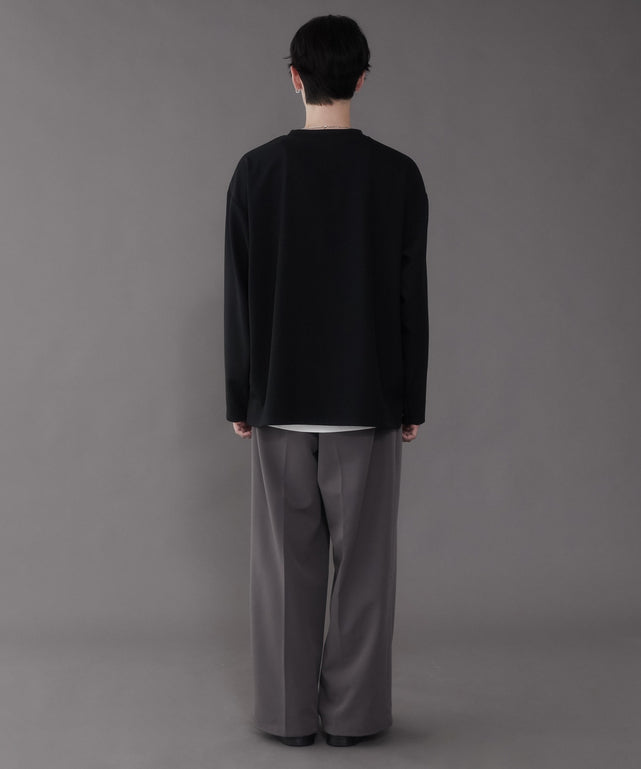 ブラック モデル：180cm L着用