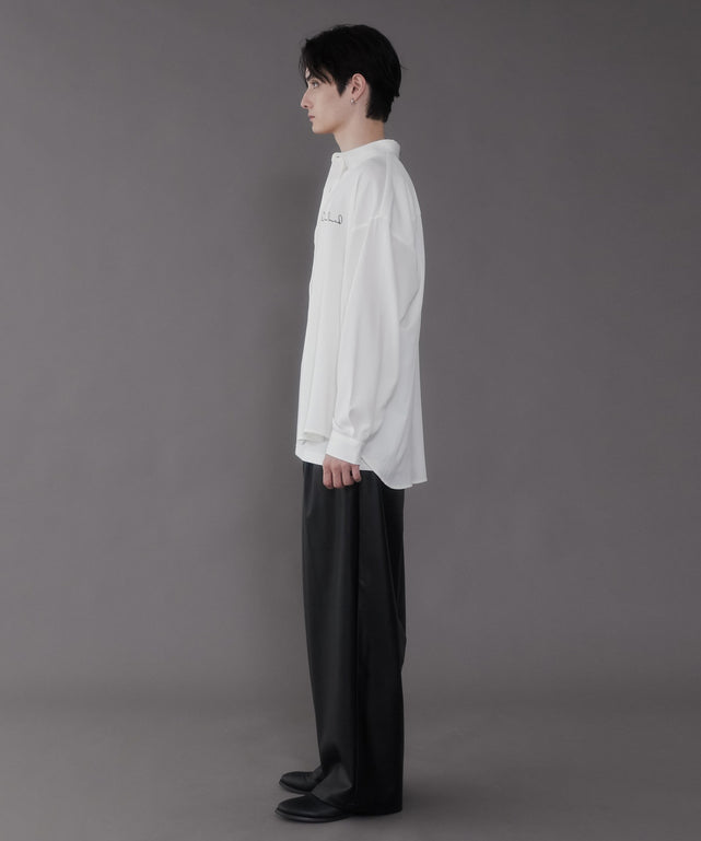 ホワイト モデル：180cm L着用