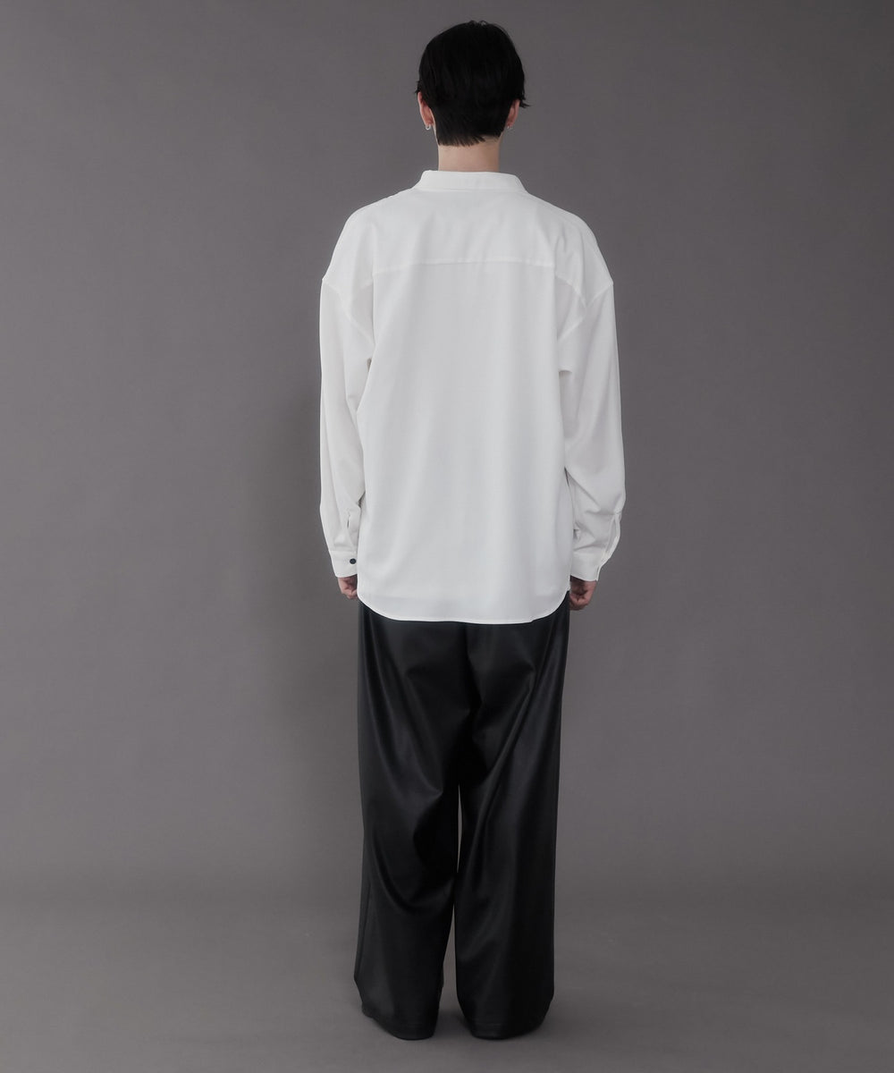 ホワイト モデル：180cm L着用