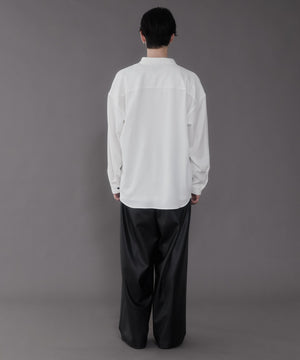 ホワイト モデル：180cm L着用