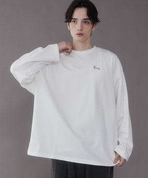 ホワイト　モデル:180cm　L着用