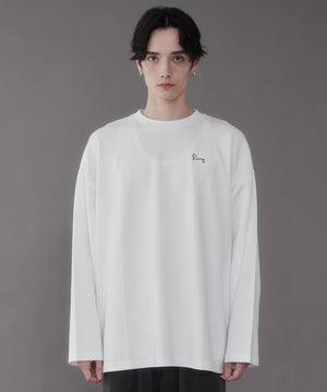 ホワイト　モデル:180cm　L着用