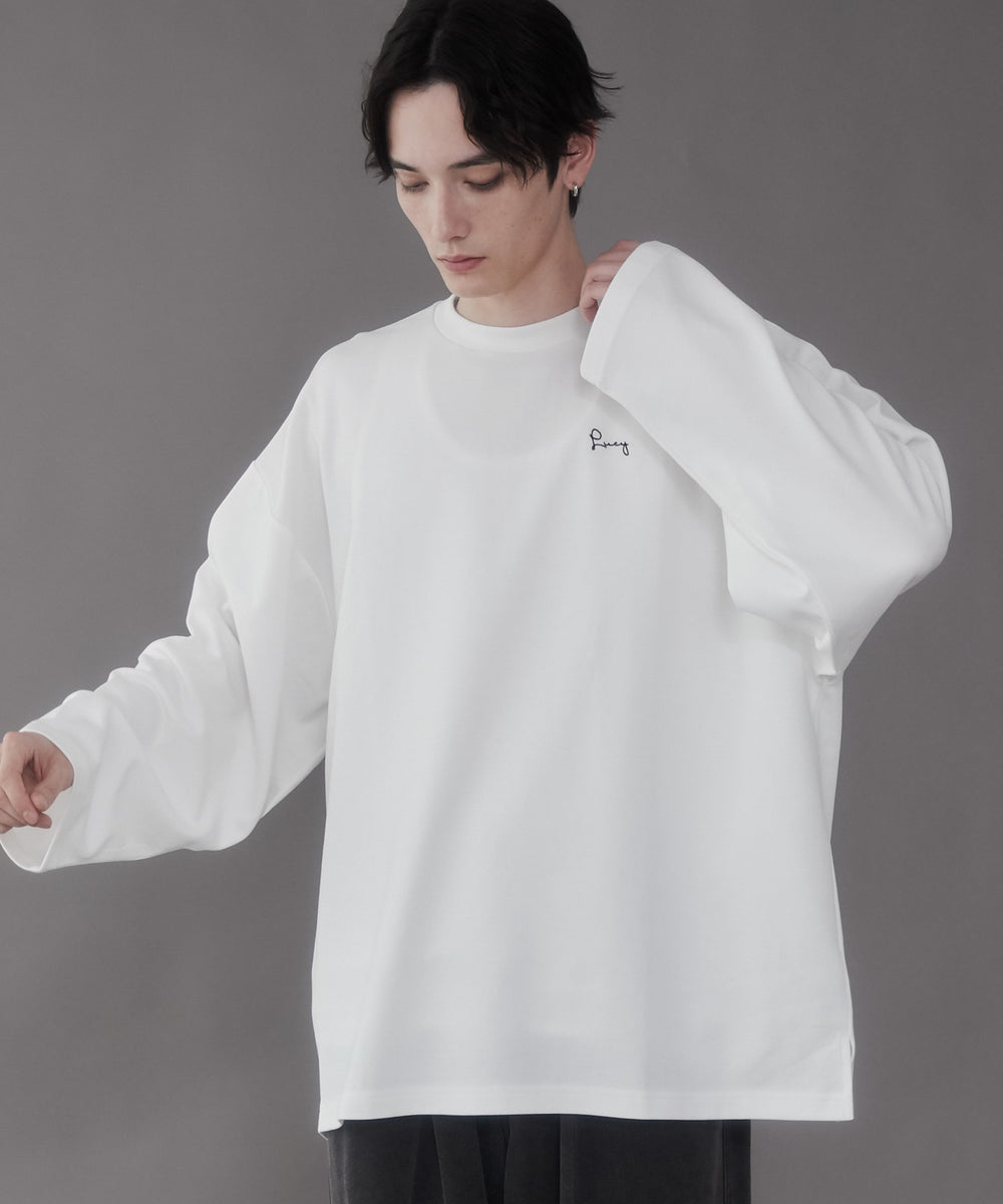 ホワイト　モデル:180cm　L着用