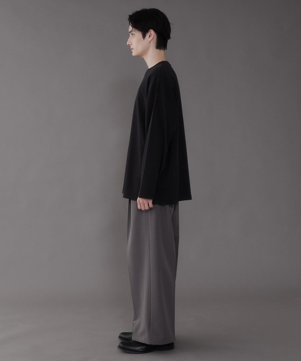 ブラック　モデル:180cm　L着用ブラック　モデル:180cm　L着用